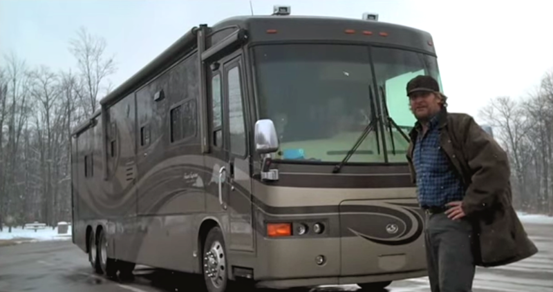 Jeff Daniels, RV in the UP..in the winter.